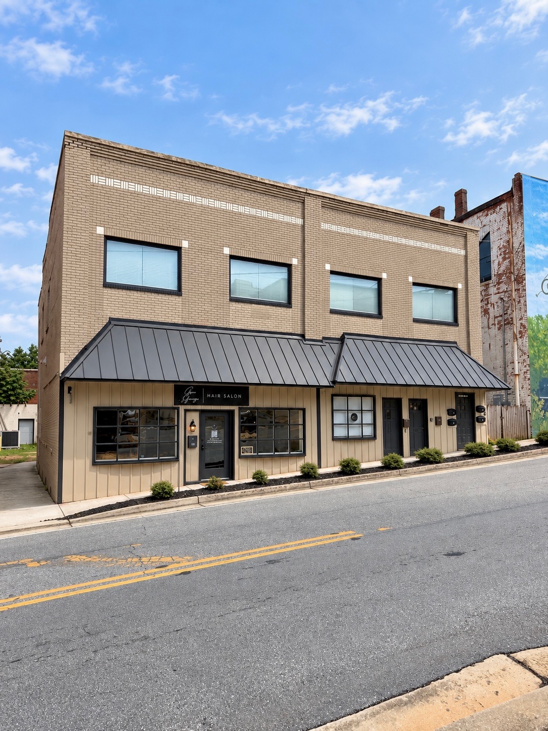 The Glam Garage Salon building in downtown Cornelia, Georgia